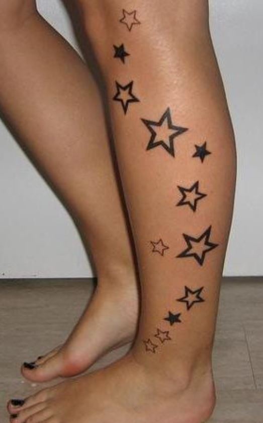 Tatouage Succession D'étoiles Sur La Jambe