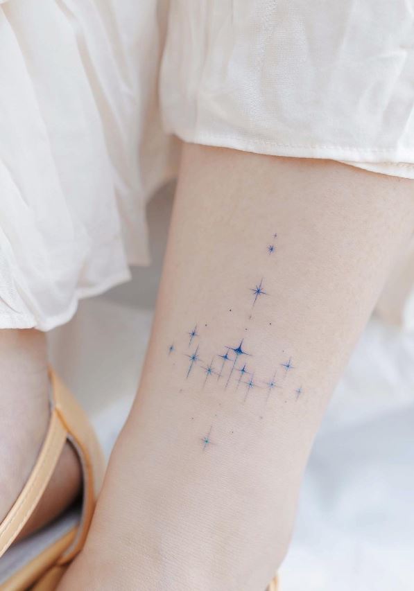 Tatouage étoiles Bleues