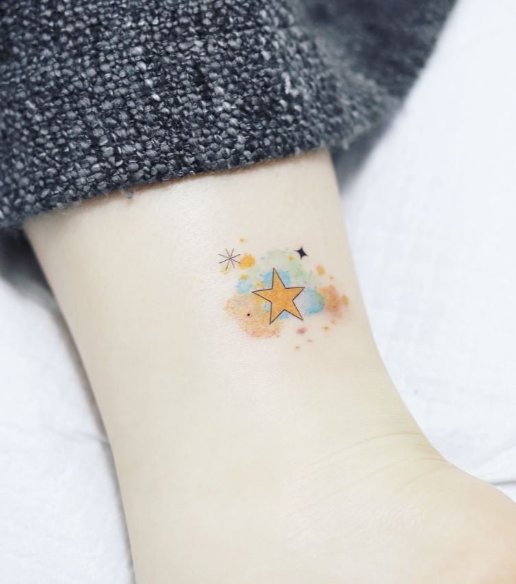 Tatouage Trio D'étoiles Sur Le Pied