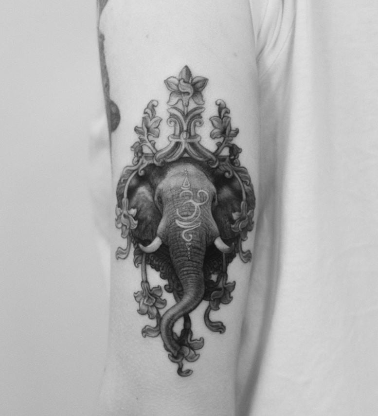 Tatouage Portrait Tête D'éléphant 