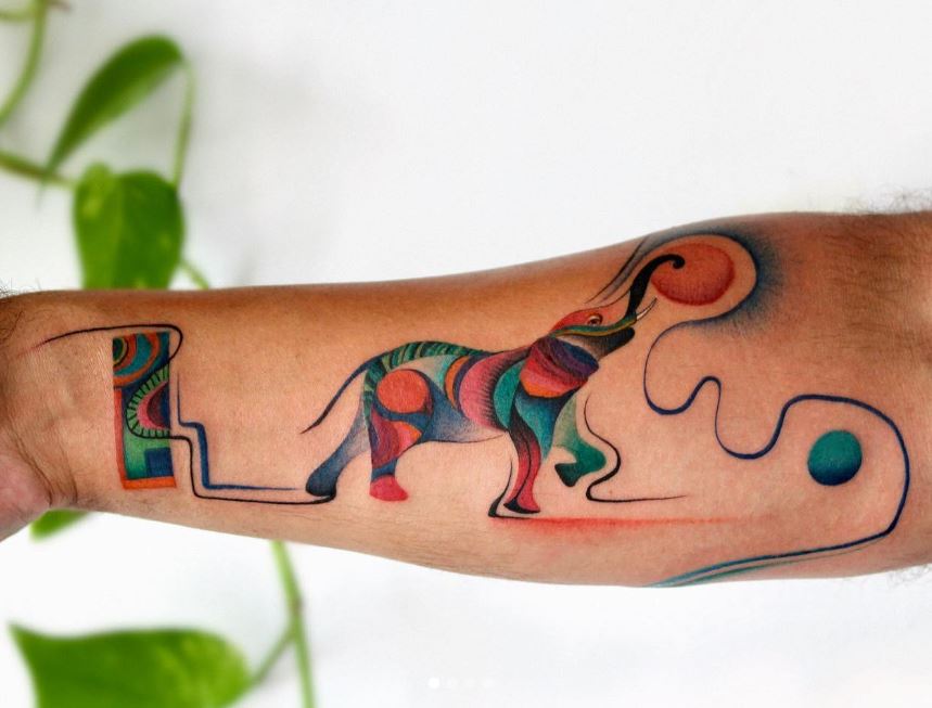  Tatouage éléphant Graphique Coloré 