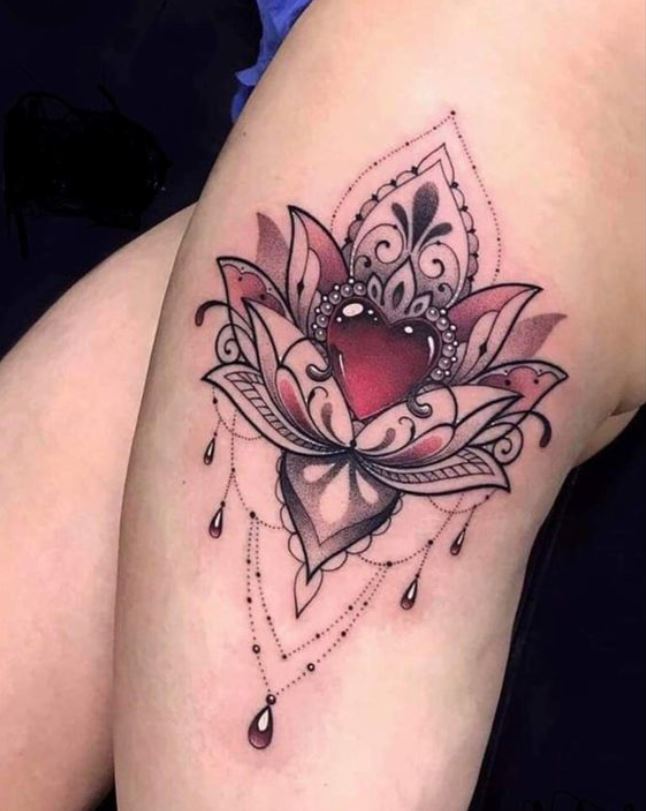 Tatouage Fleur De Lotus Ornementale Et Coeur