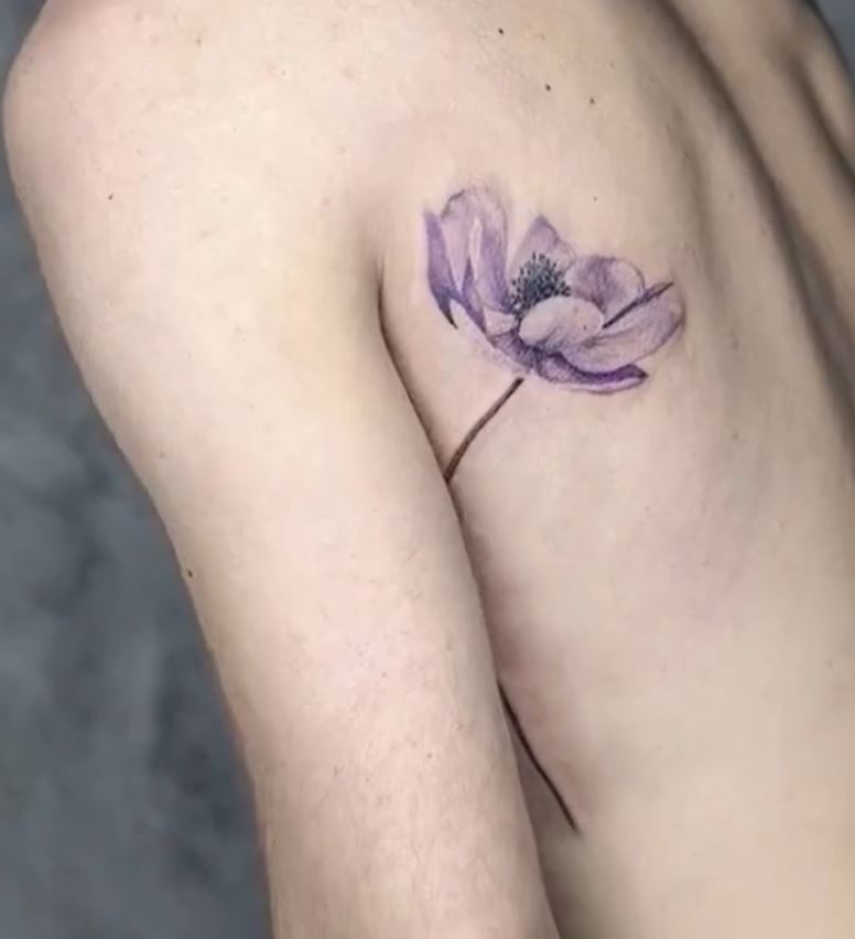 Tatouage Fleur De Lotus Violette 