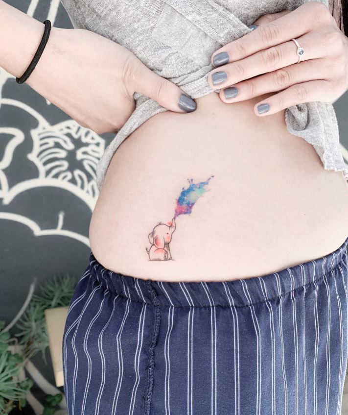  Tatouage Bébé éléphant Et Fresque étoilée 