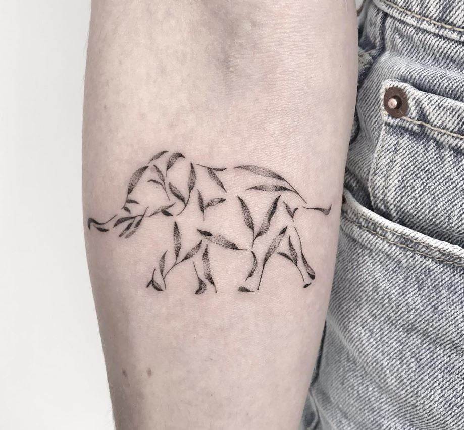  Tatouage éléphant Feuillu 