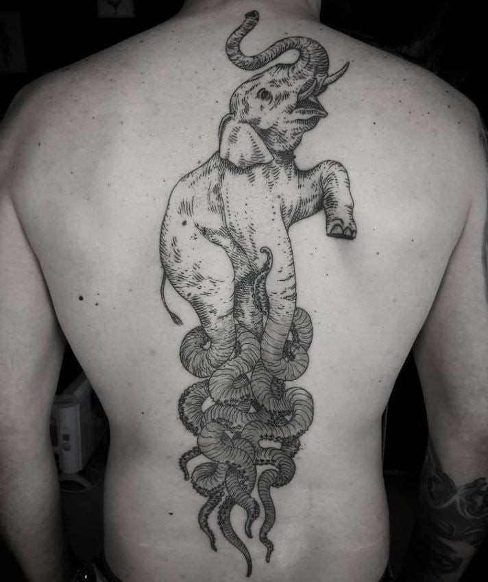  Tatouage éléphant Pieuvre