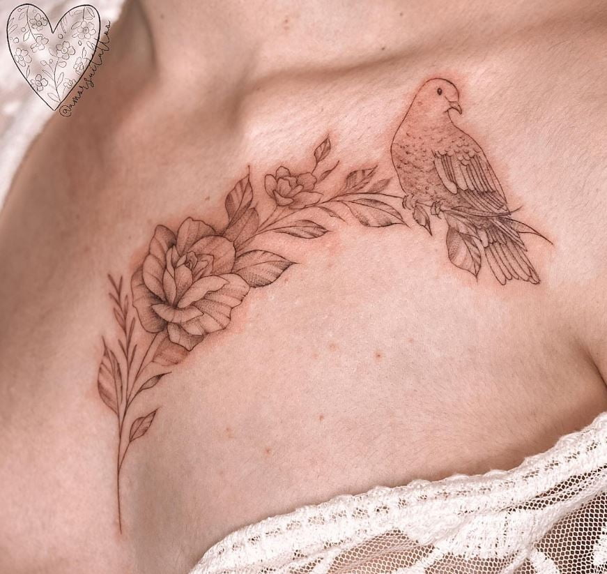 Tatouage Colombe Et Arc De Fleurs 