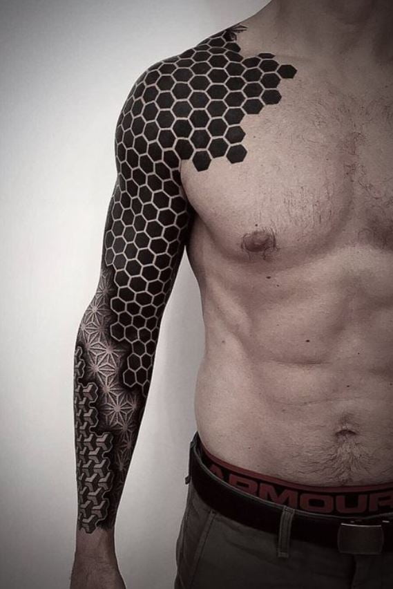 Tatouage Bras Homme Trio Graphique