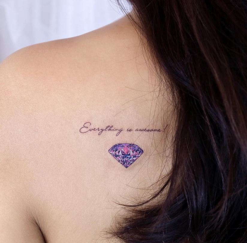 Tatouage Diamant Et Phrase