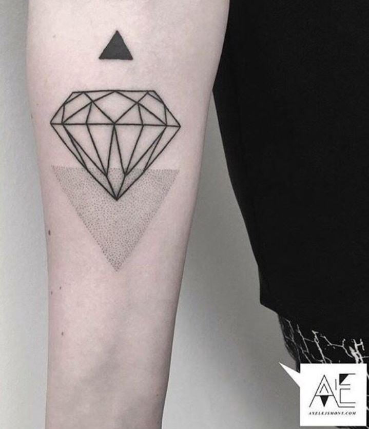 Tatouage Diamant Géométrique Noir Et Gris 