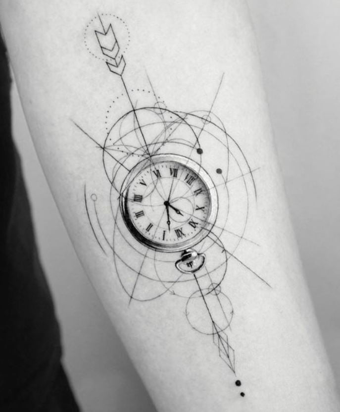 Tatouage Horloge Géométrique 