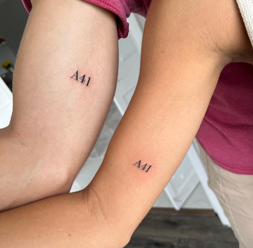 Tatouage Frère Et Sœur Numéro De Maison 