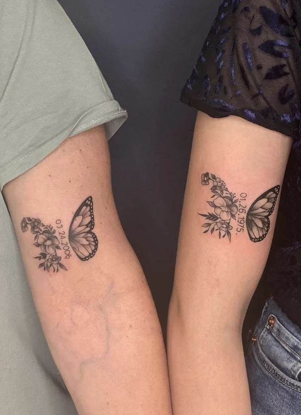 Tatouage Frère Et Sœur Papillon Floral Et Date