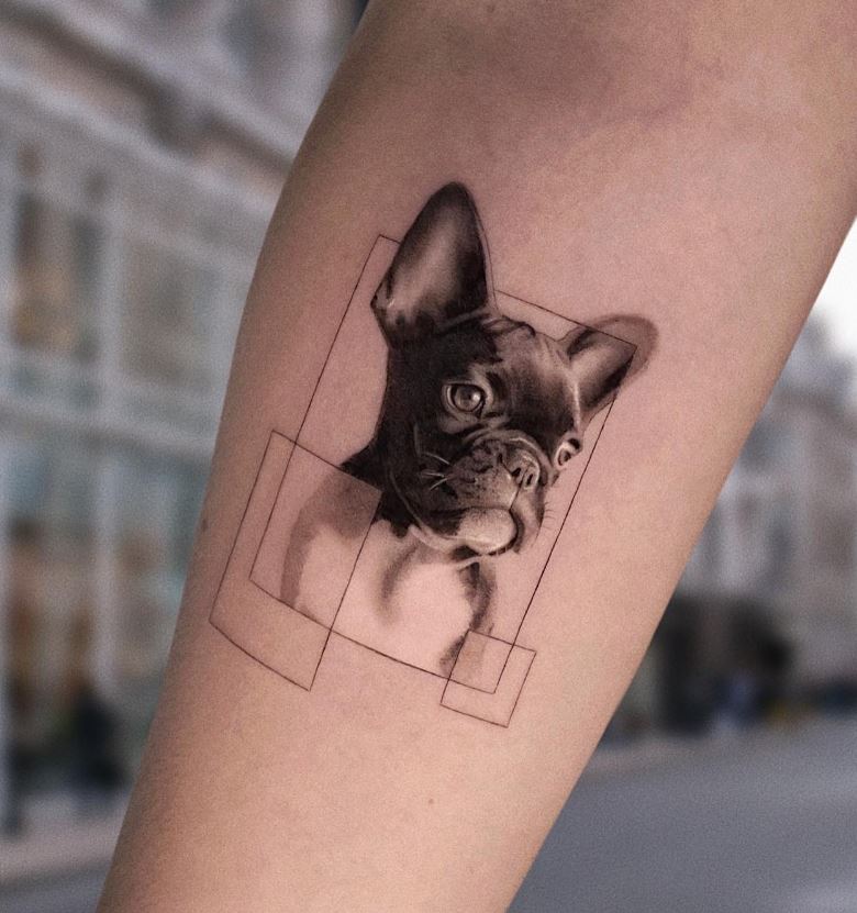 Tatouage Chien Bouledogue Géométrique 