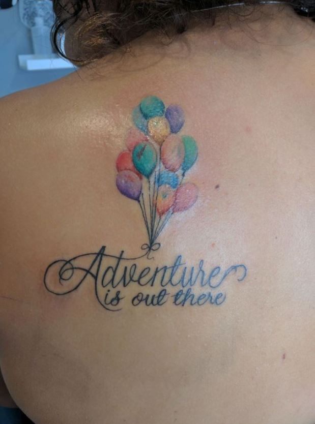 Tatouage Voyage Ballons Et Phrase 