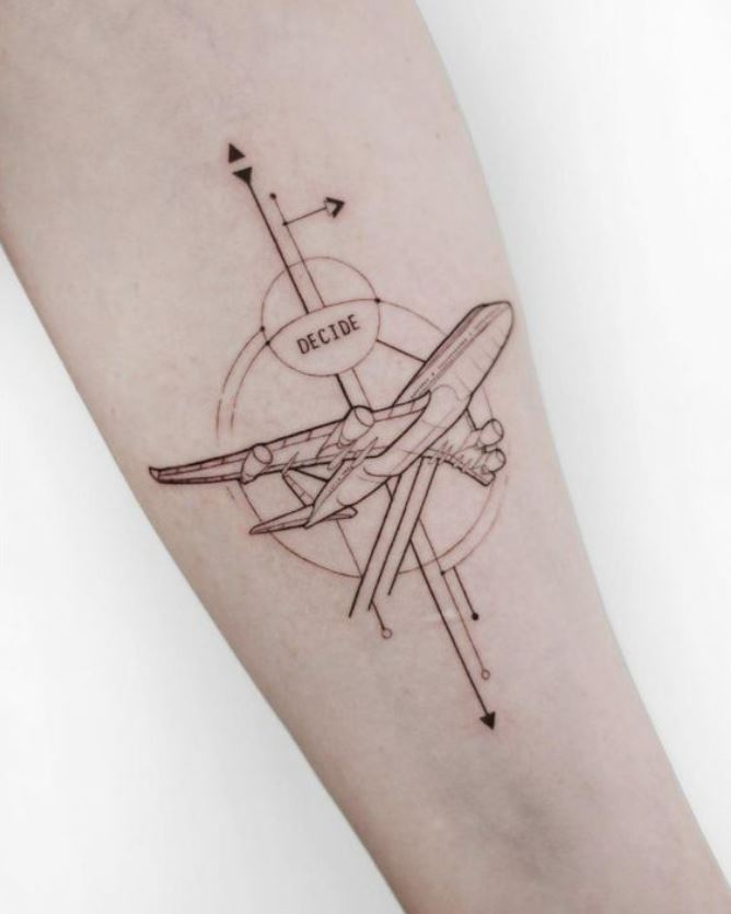 Tatouage Voyage Avion Géométrique Et Mot 