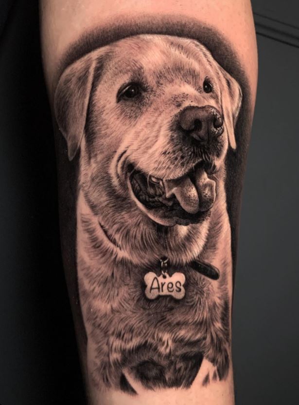 Tatouage Chien Et Pendentif à Nom 