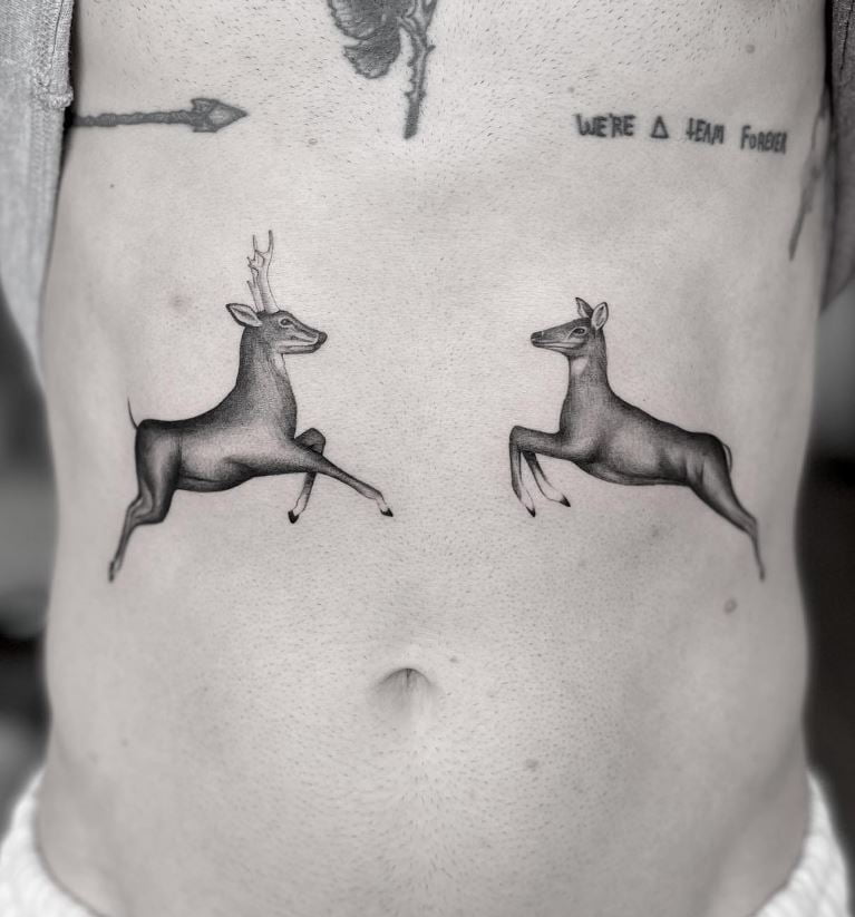 Tatouage Couple De Cerfs