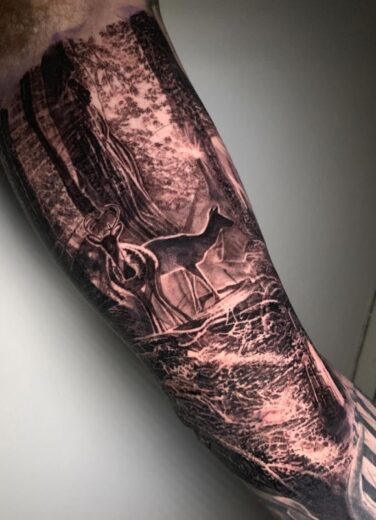 Tatouage Cerf Realiste