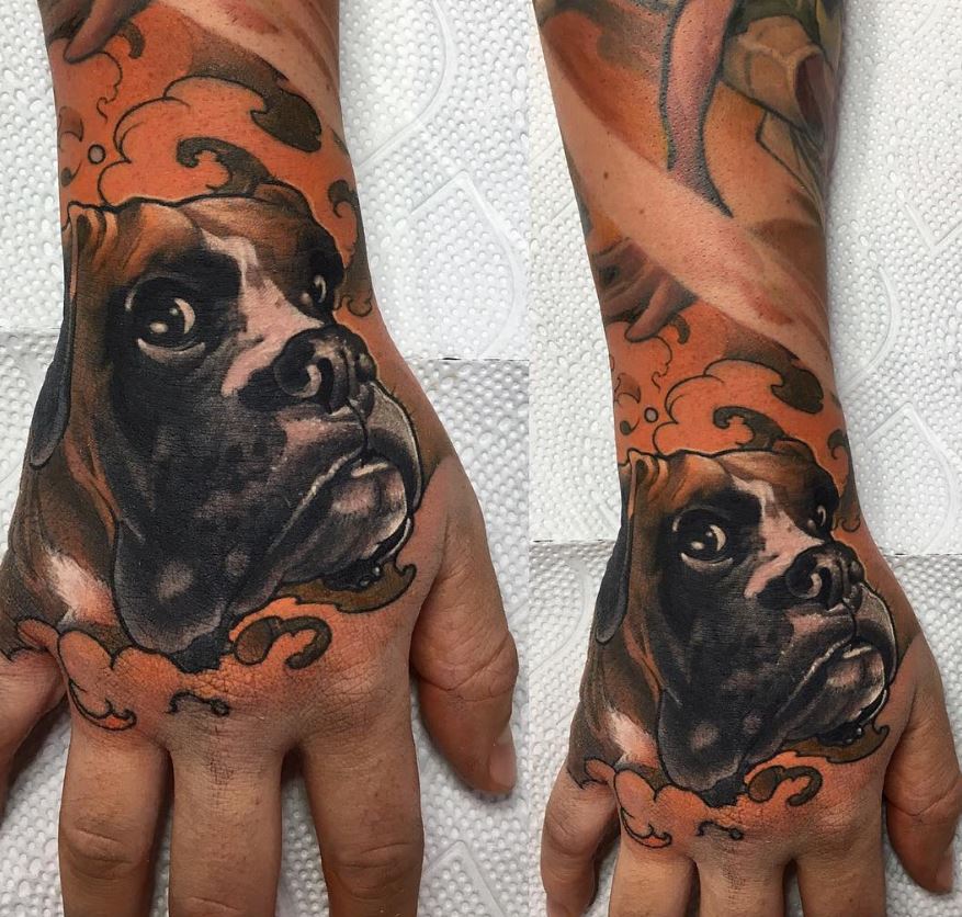 Tatouage Chien Bouledogue Et Nuages