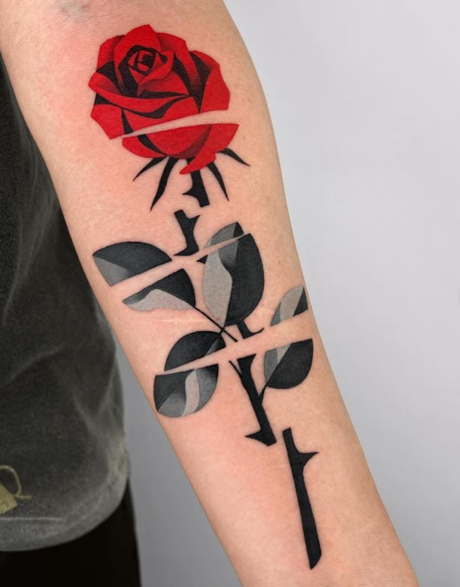 Tatouage Avant Bras Rose à Découpe Pour Homme 